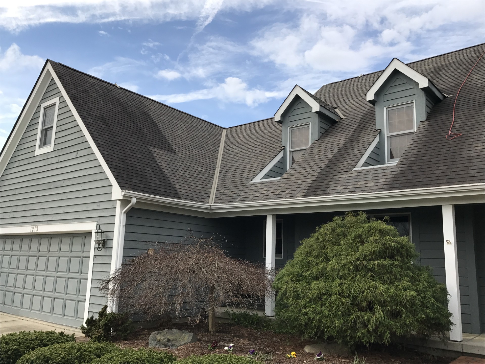 Columbus roof cleaning